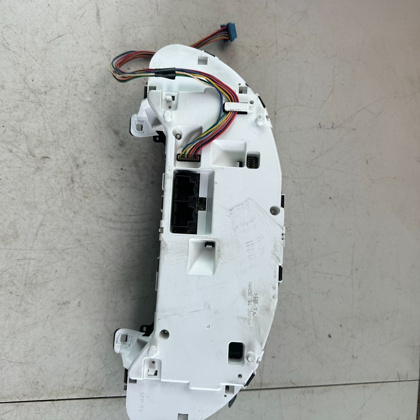 05-13 CHEVROLET CORVETTE C6 SPEEDOMETER INSTRUMENT CLUSTER GAUGE 15832637 OEM