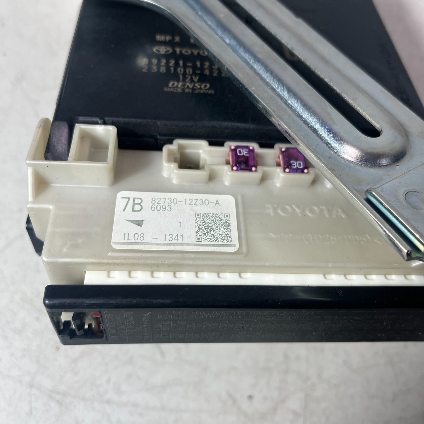 2021-2022 TOYOTA COROLLA MULTIPLEX NETWORK JUNCTION BOX MODULE 82730-12Z30 OEM