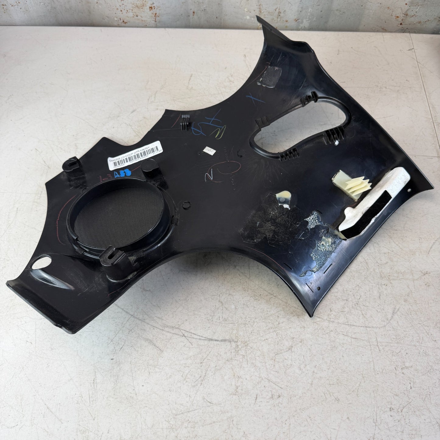 2005-2013 CHEVROLET CORVETTE C6 REAR RIGHT UPPER QUARTER TRIM PANEL 15277640 OEM