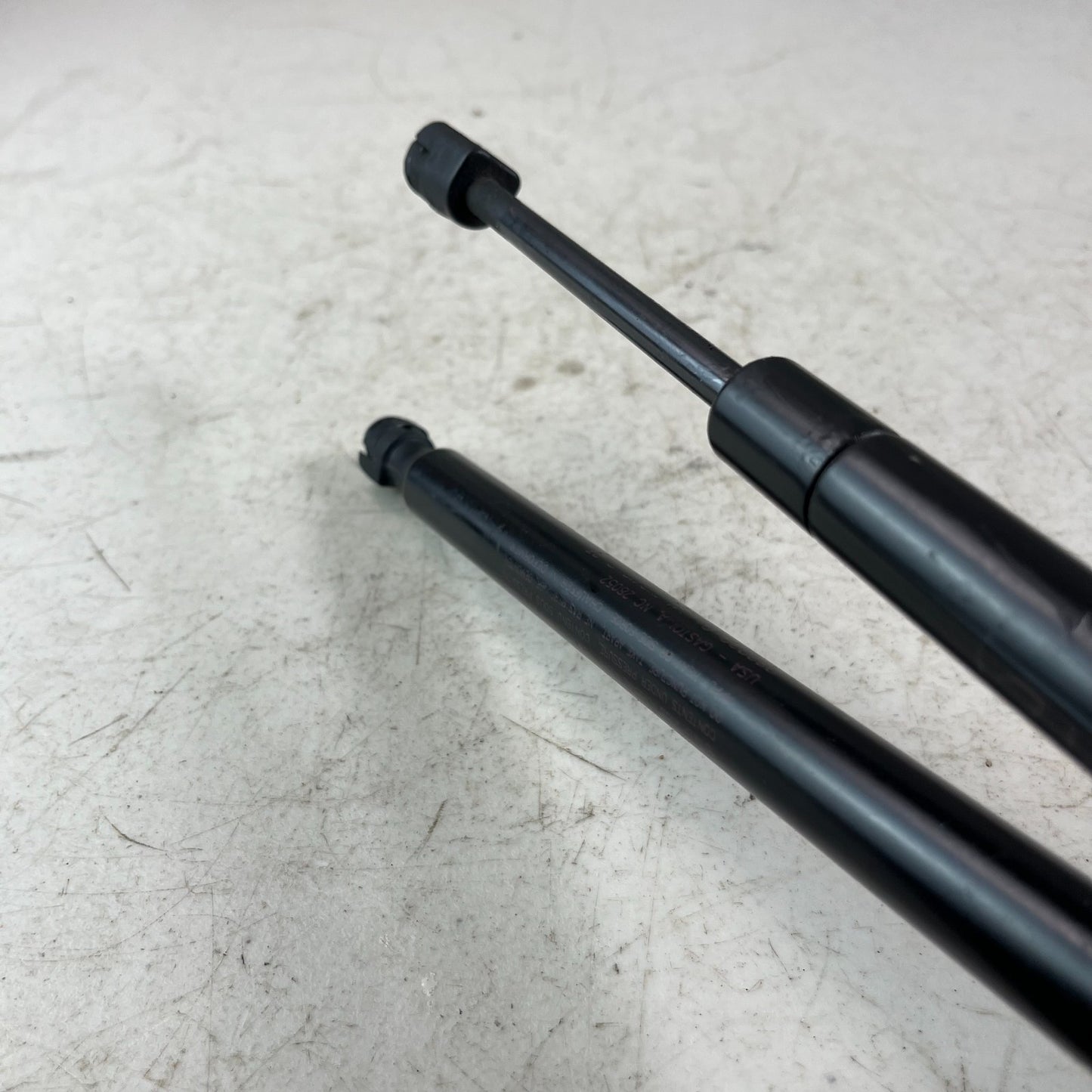 2005-2013 CHEVROLET CORVETTE REAR TRUNK LID LIFT SUPPORT SHOCK STRUT PAIR OEM