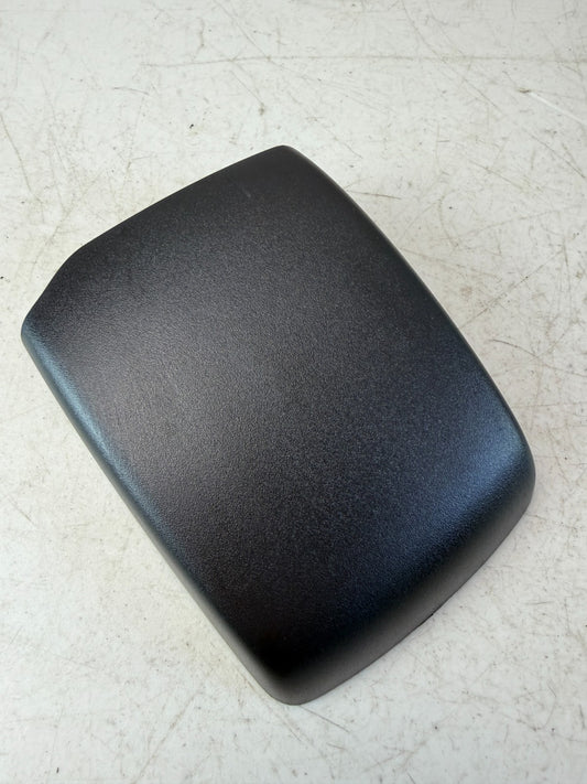 2019-2024 CHEVROLET CAMARO WINDSHIELD RAIN SENSOR UPPER TRIM COVER CAP 84202501