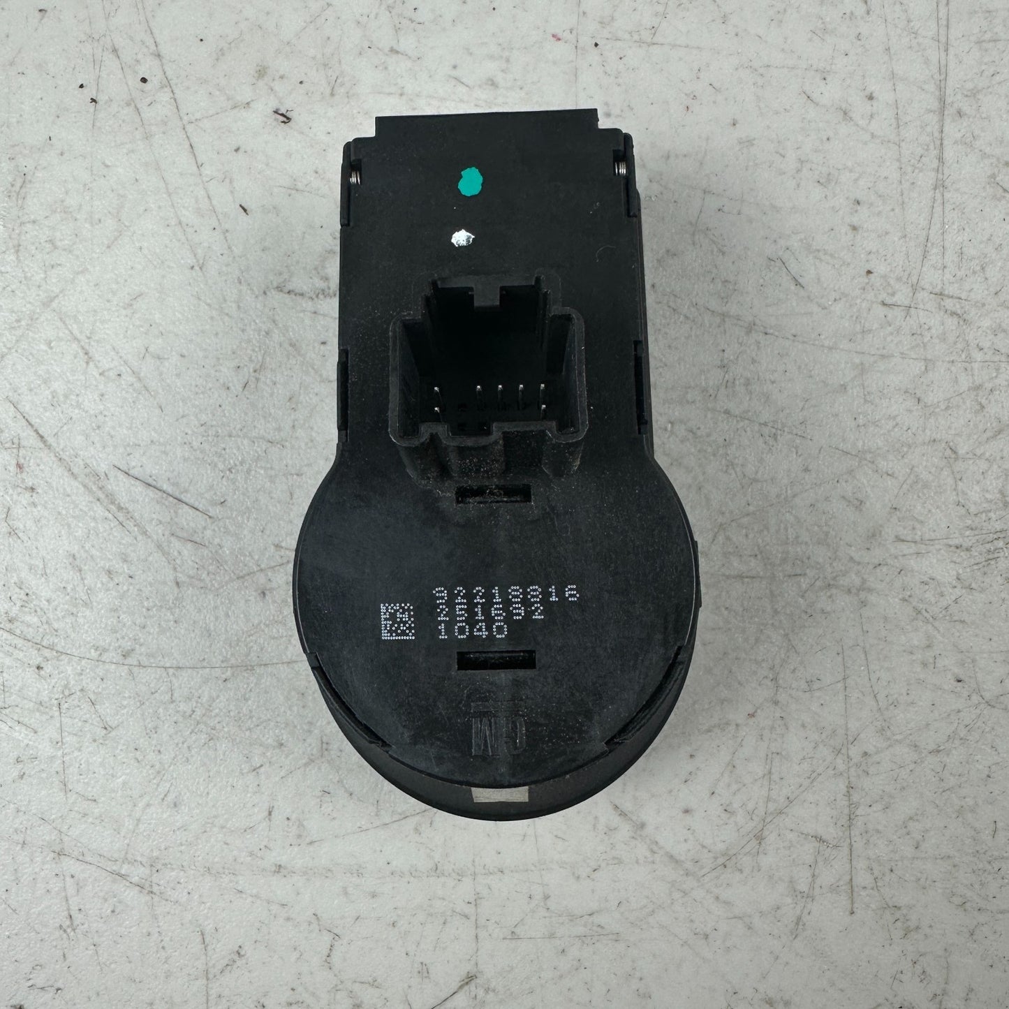 2010-2015 CHEVROLET CAMARO HEADLIGHT LAMP CONTROL SWITCH BLACK 92218816 OEM