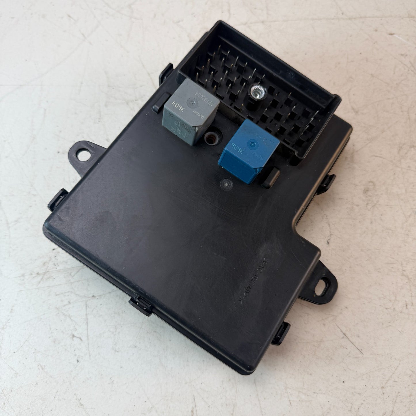 2007 CHEVROLET CORVETTE C6 CABIN BODY CONTROL MODULE UNIT BCM BCU 28061380 OEM