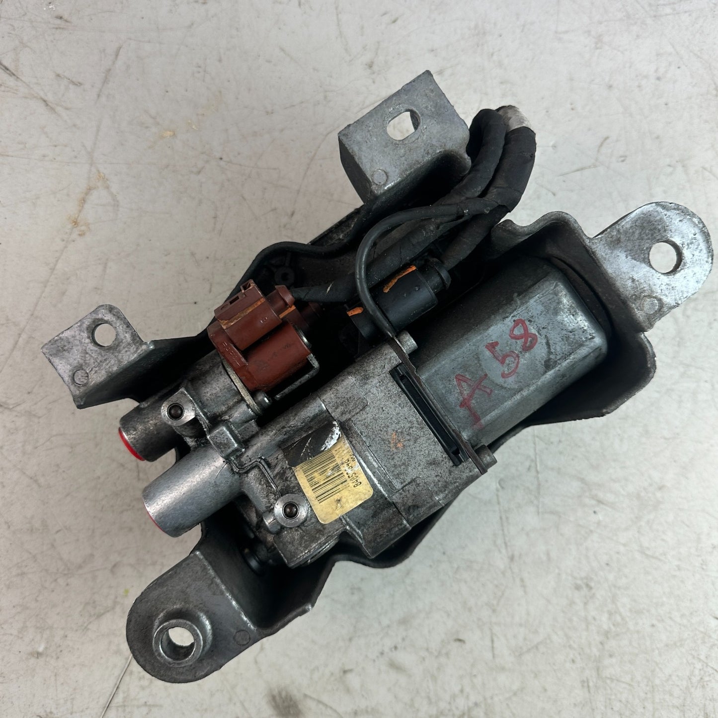 2016-2024 CHEVROLET CAMARO DIFFERENTIAL ACTUATOR LOCK CONTROL MODULE 9042305 OEM