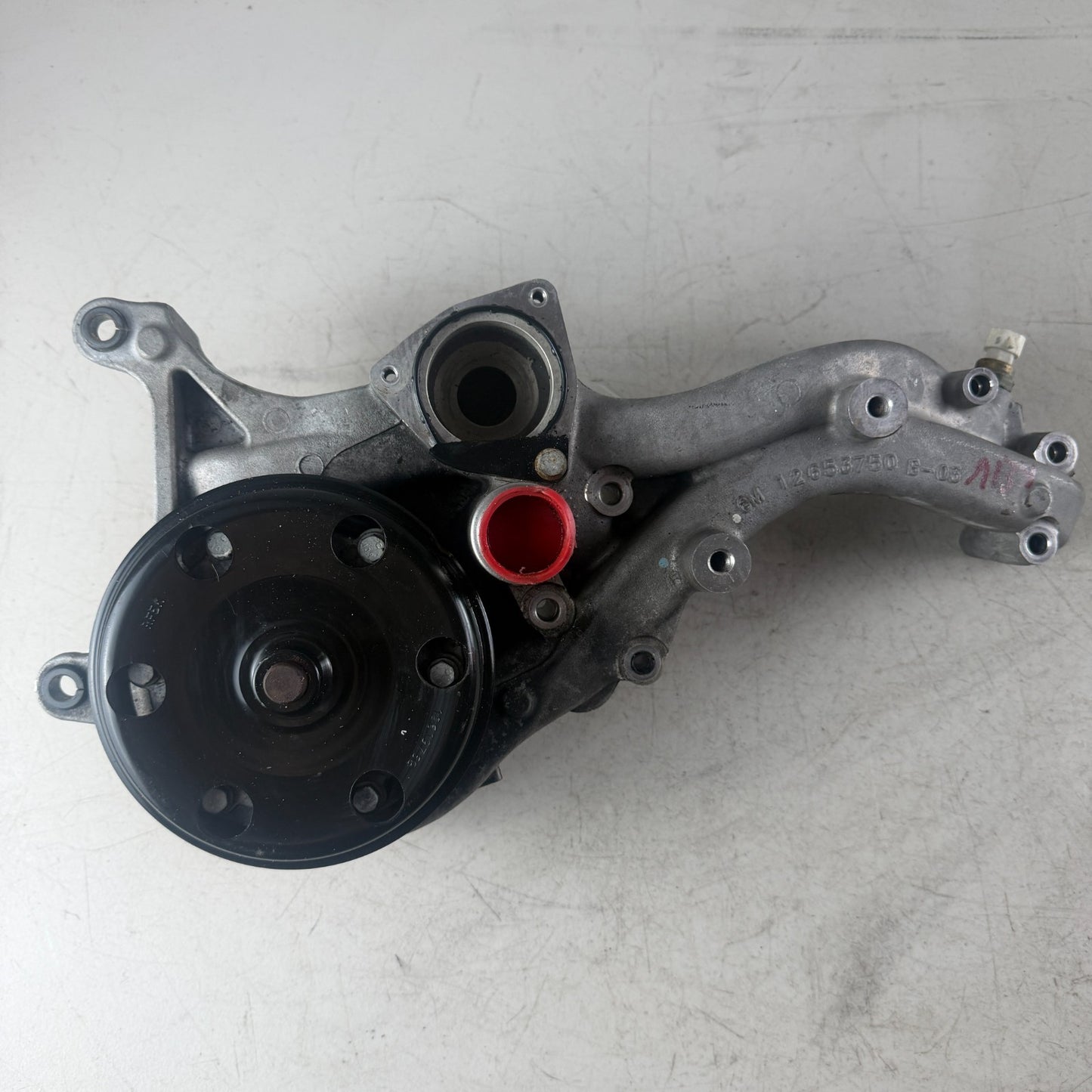 2014 - 2019 CHEVROLET CORVETTE C7 ENGINE COOLING PUMP & HOUSING 12653750 OEM