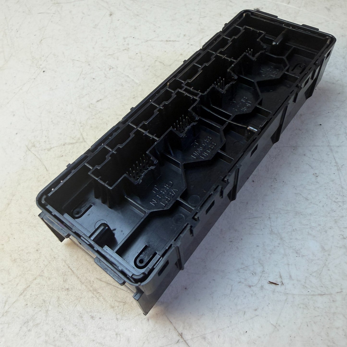 2019-2024 CHEVROLET CAMARO HVAC AC TEMPERATURE CLIMATE CONTROL MODULE 84583886