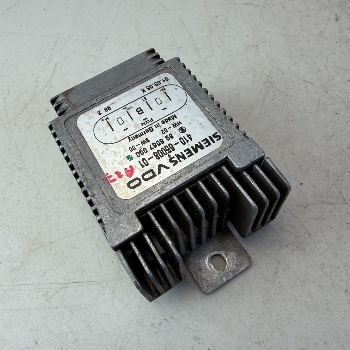 2005-2013 CHEVROLET CORVETTE C6 ENGINE COOLANT FAN CONTROL MODULE 898087000 OEM