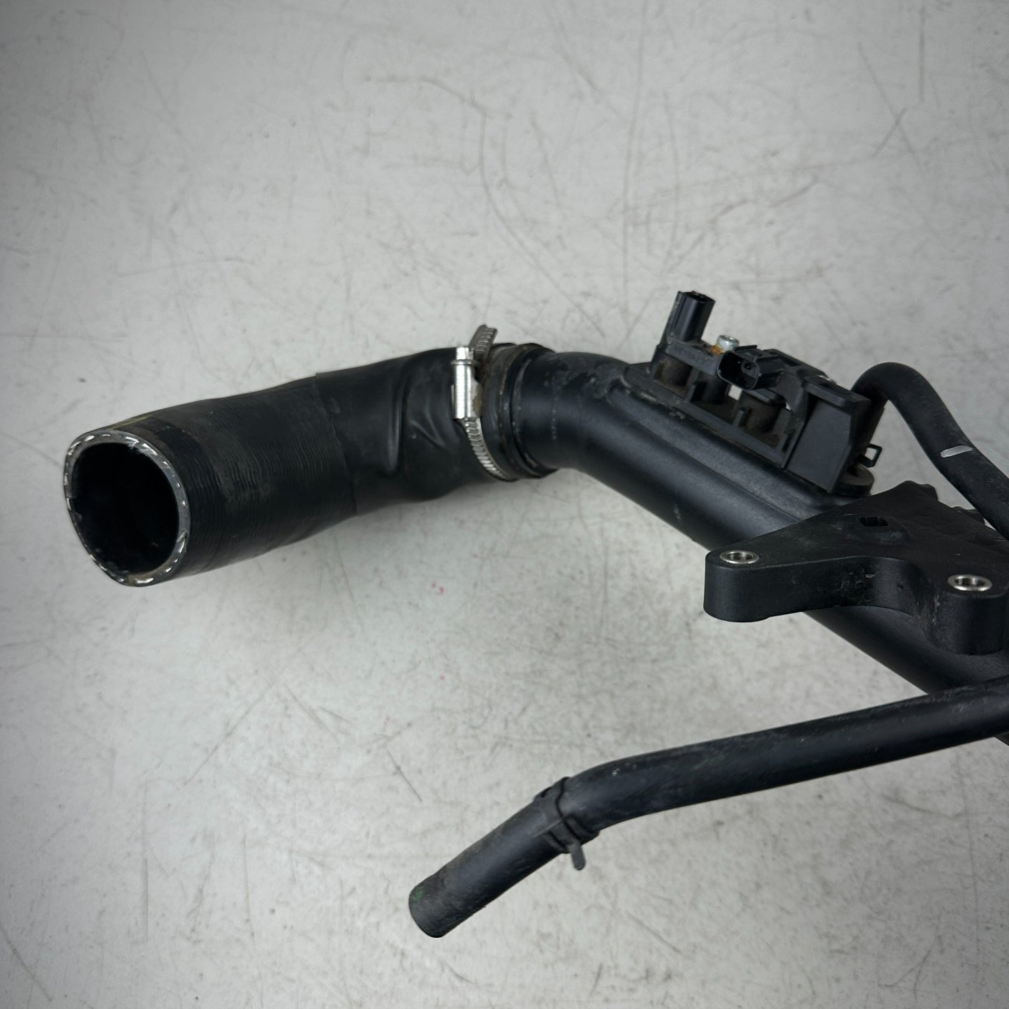 2017 - 2022 HONDA CR-V CRV TURBO INTERCOOLER OUTLET AIR HOSE PIPE TUBE OEM