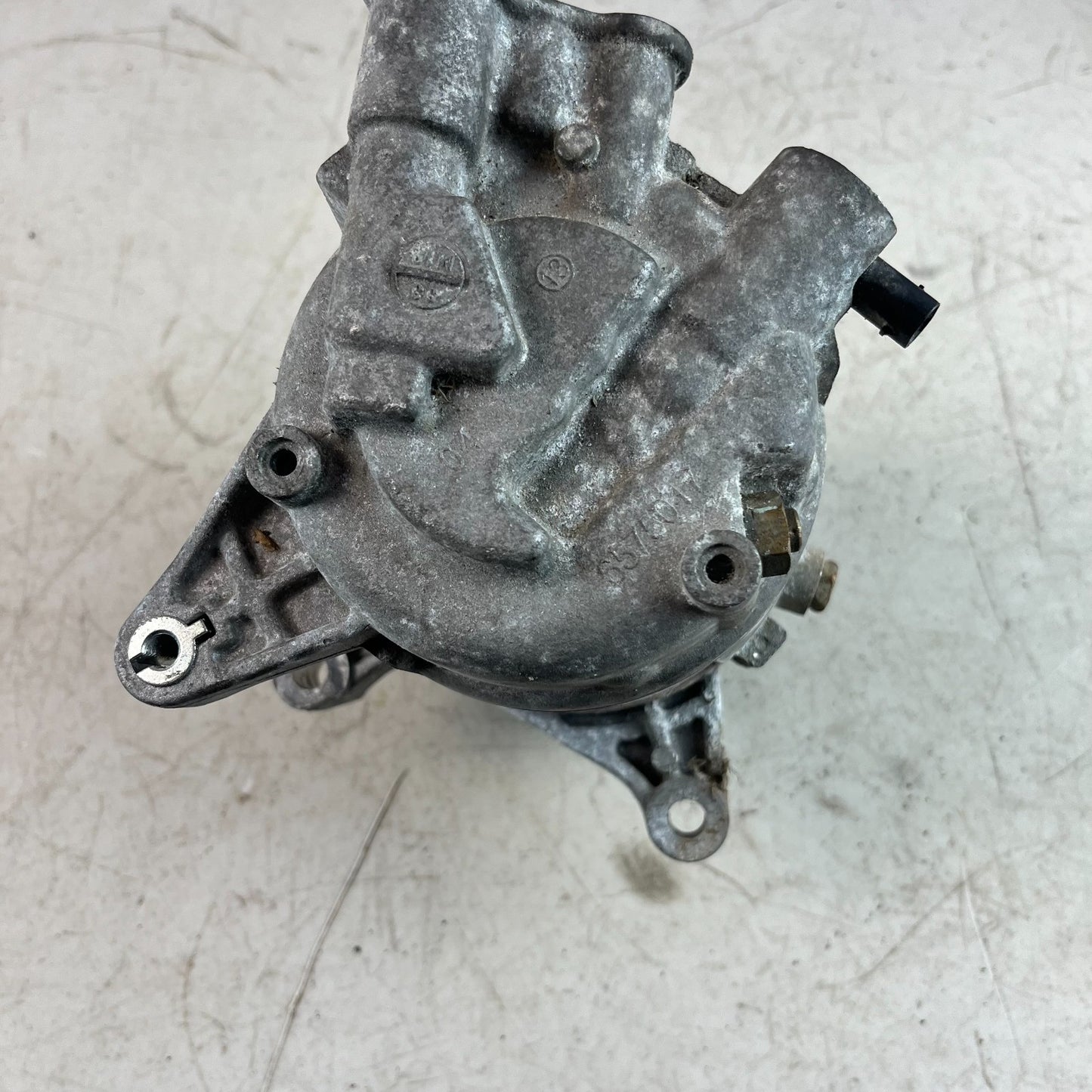 2014-2019 CHEVROLET CORVETTE AIR CONDITIONING AC A/C COMPRESSOR 84445506 OEM