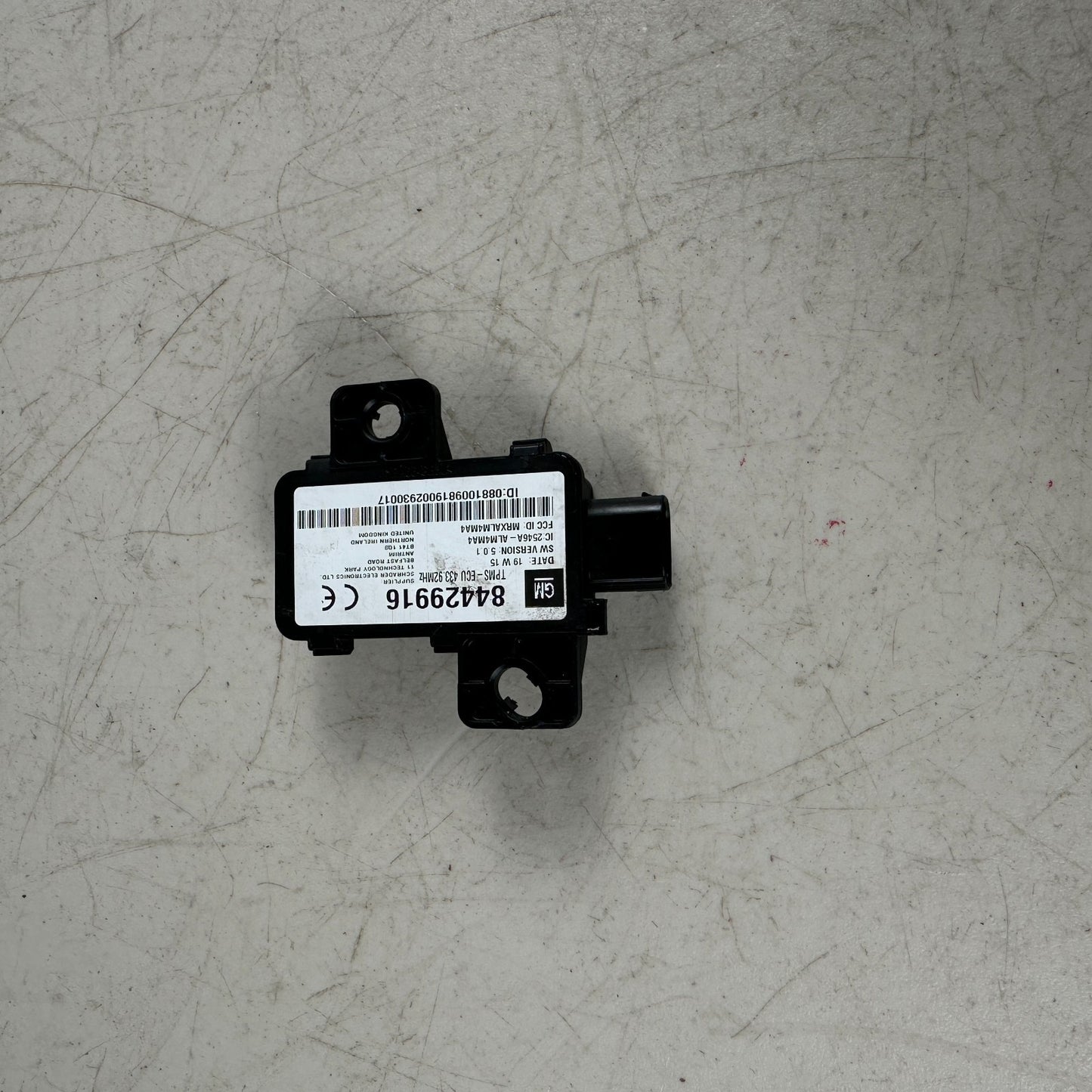2014-2019 CHEVROLET CORVETTE C7 TIRE PRESSURE MONITORING SENSOR MODULE TPMS A85