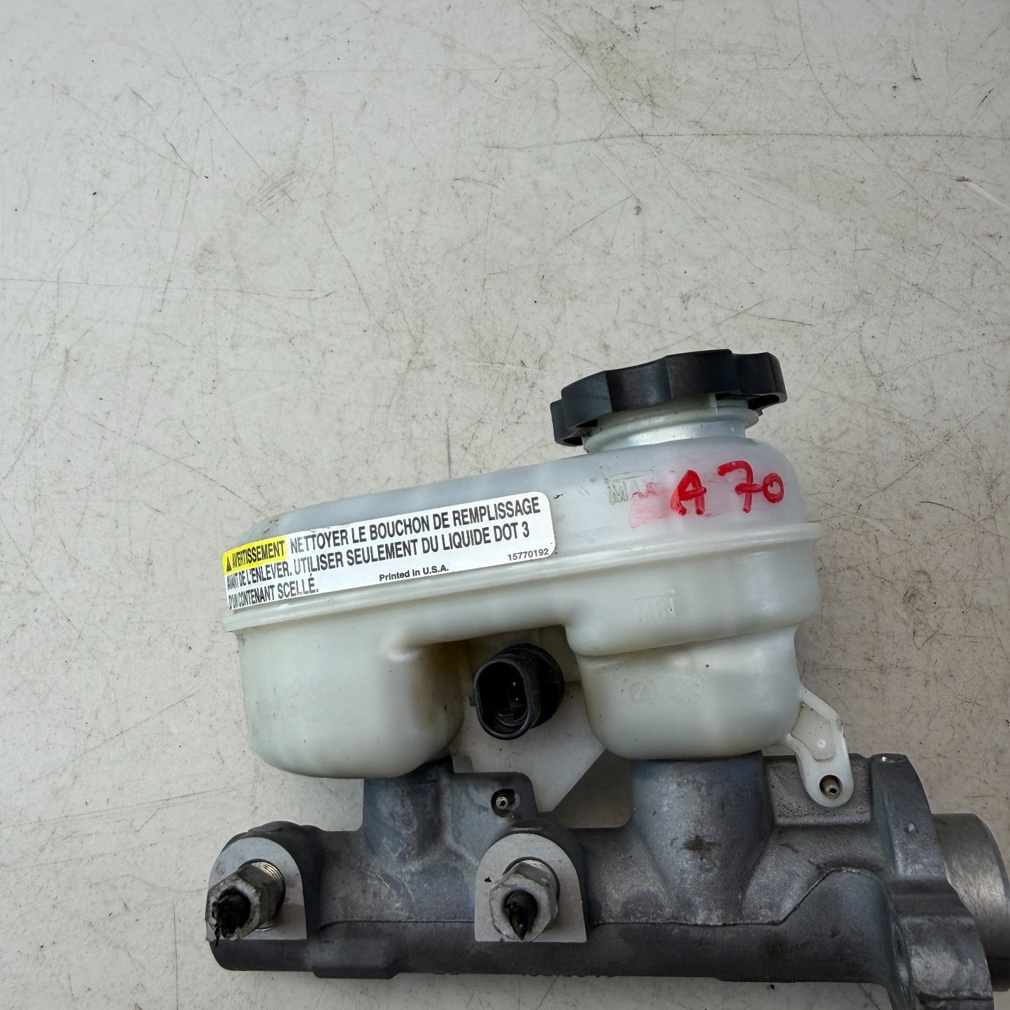 05-13 CHEVROLET CORVETTE C6 BRAKE MASTER CYLINDER WITH RESERVOIR TANK 15770192