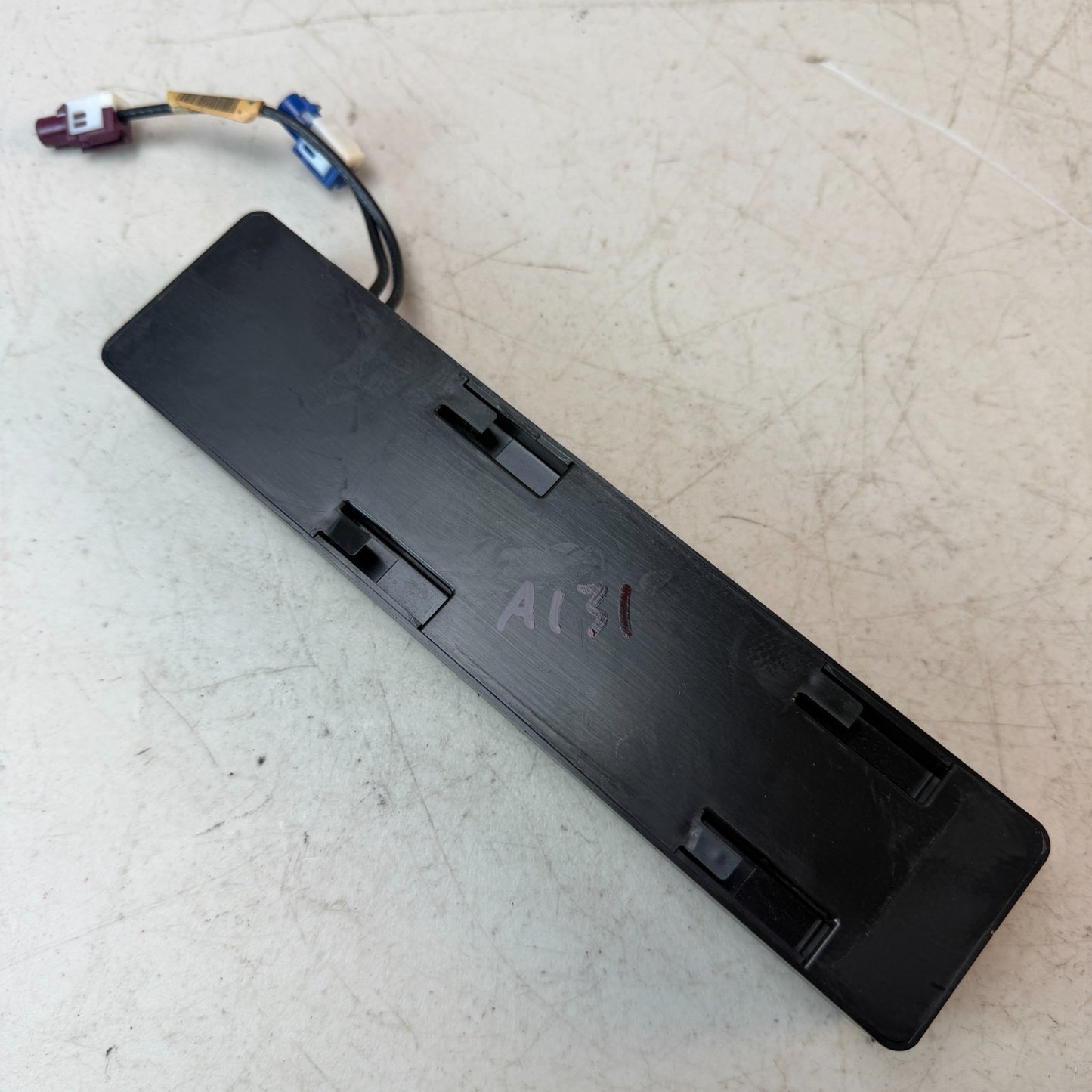 2005-2013 CHEVROLET CORVETTE C6 WINDSHIELD RADIO NAVIGATION GPS ANTENNA MODULE