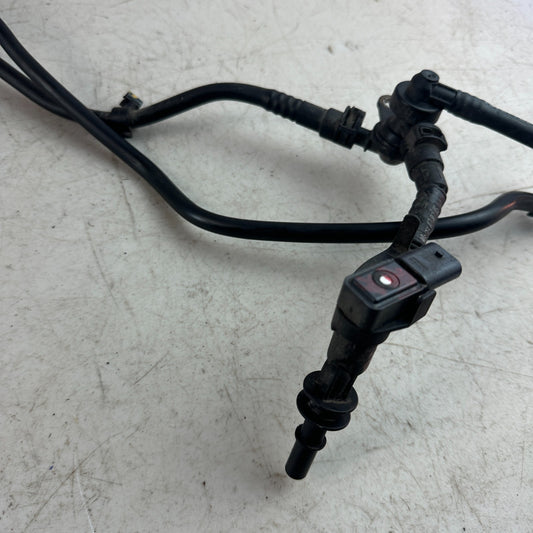 2015-2021 MERCEDES W205 C300 2.0L VAPOR CANISTER PURGE HOSE TUBE A2740183800 OEM