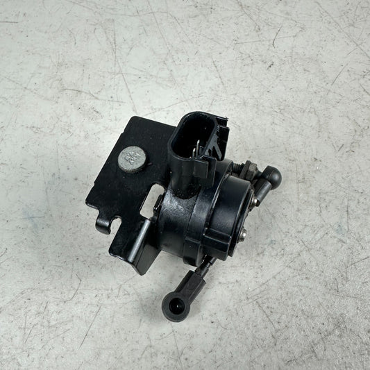 2014-2019 CHEVROLET CORVETTE C7 FRONT LEFT SIDE HEADLIGHT LEVEL RIDE SENSOR OEM