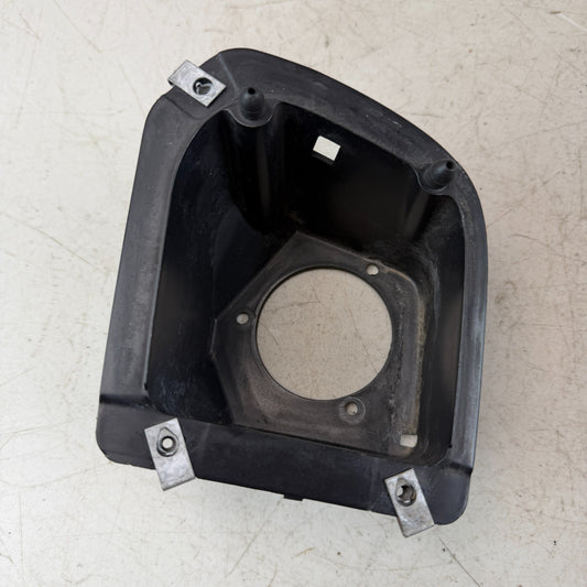 05-13 CHEVROLET CORVETTE C6 REAR FUEL TANK FILLER POCKET HOUSING 10354841 OEM
