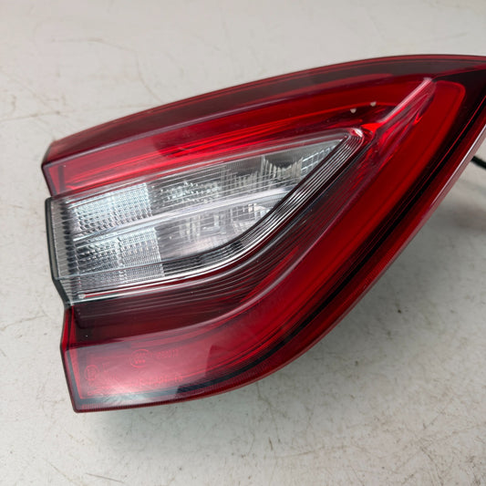2017-2024 MASERATI LEVANTE REAR LEFT DRIVER SIDE INNER TAIL LIGHT LAMP CCC150011