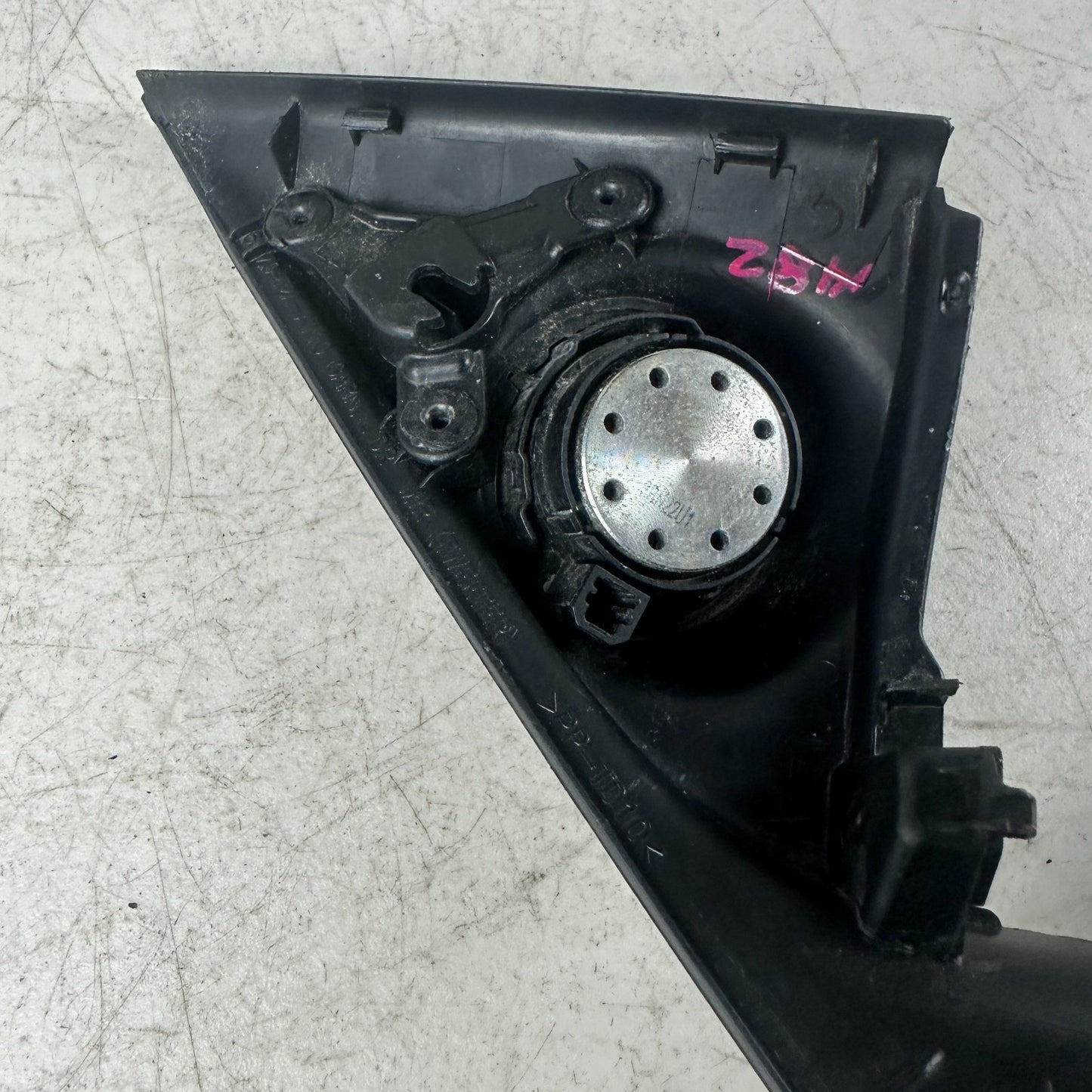 2013–2017 HONDA ACCORD FRONT LEFT DOOR CORNER SPEAKER COVER 39120-T2A-A01 OEM
