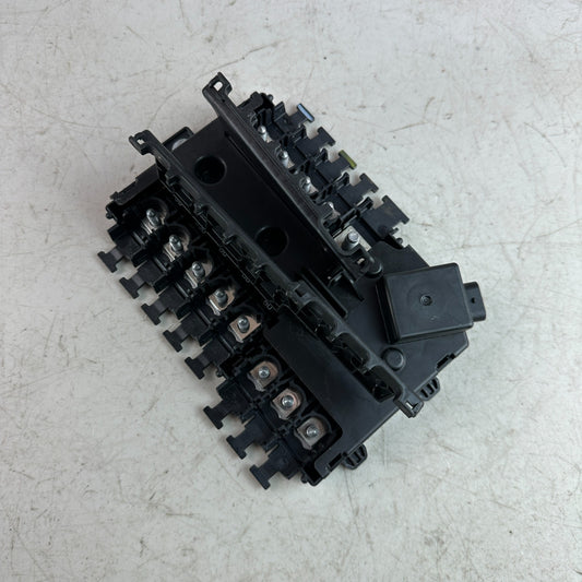 2015-2021 MERCEDES W205 C300 POWER DISTRIBUTION FUSE BOX JUNCTION BLOCK OEM