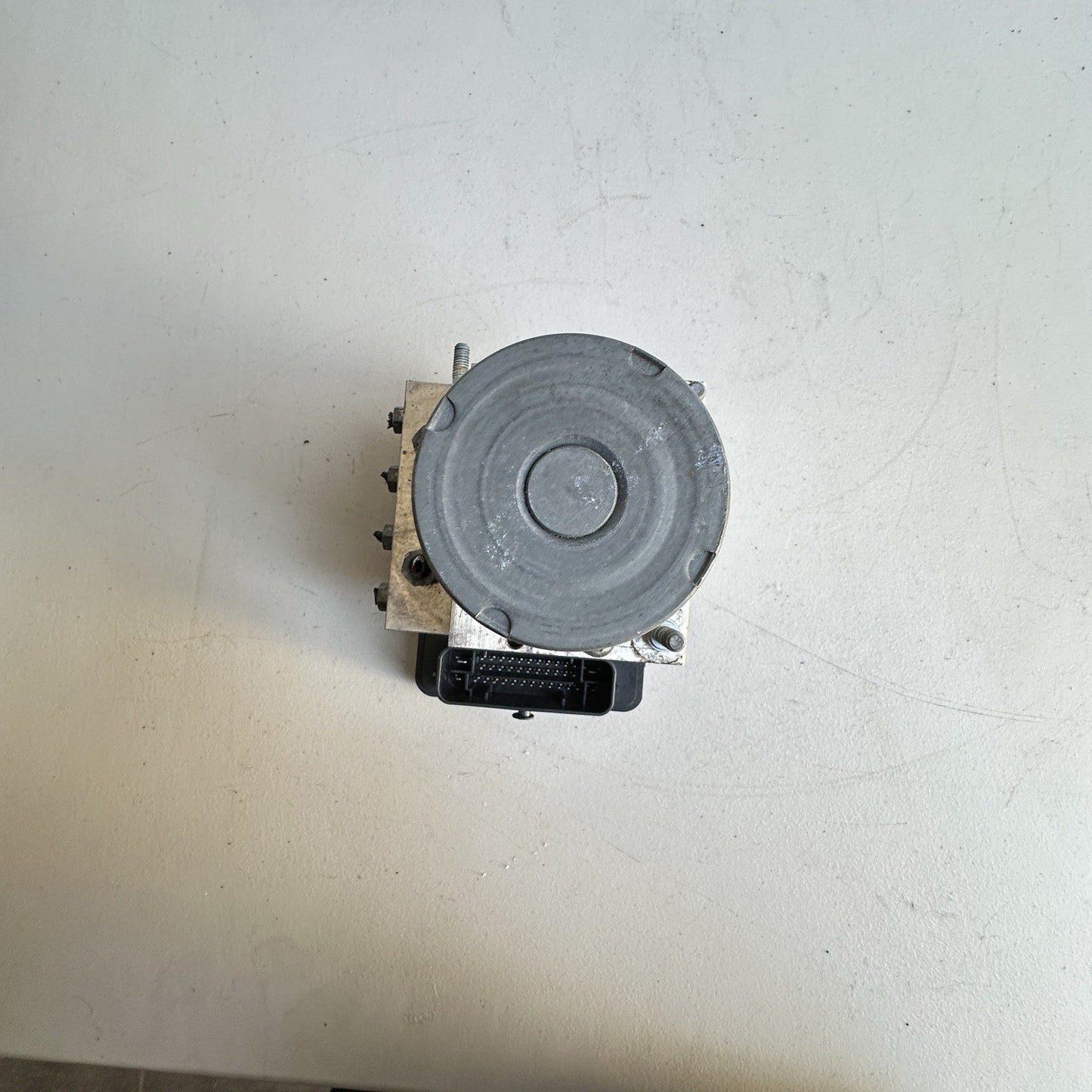 2015-2018 Acura TLX AWD ABS Anti-Lock Brake Control Pump Module Assembly OEM