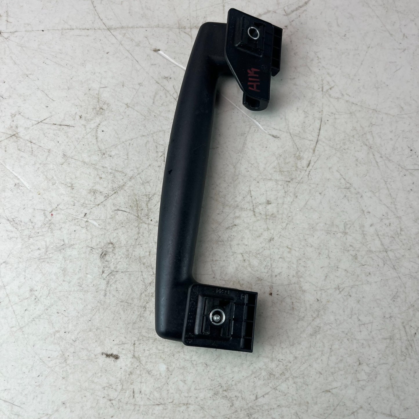 2017 - 2020 MASERATI LEVANTE REAR RIGHT OVERHEAD INTERIOR GRAB HANDLE BLACK OEM