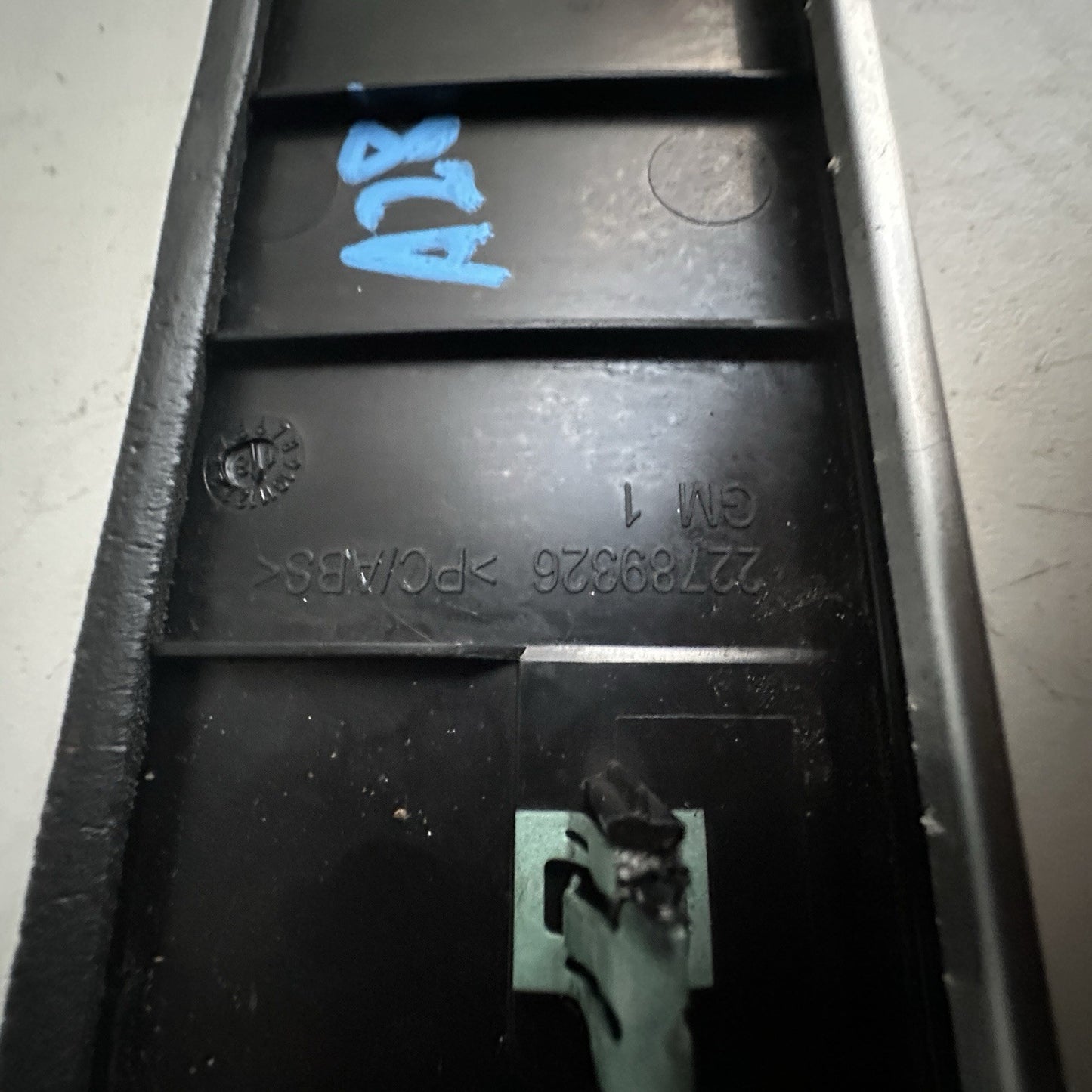 2014-2019 Chevy Corvette C7 OEM Door Sill Scuff Entry Plate 22789326