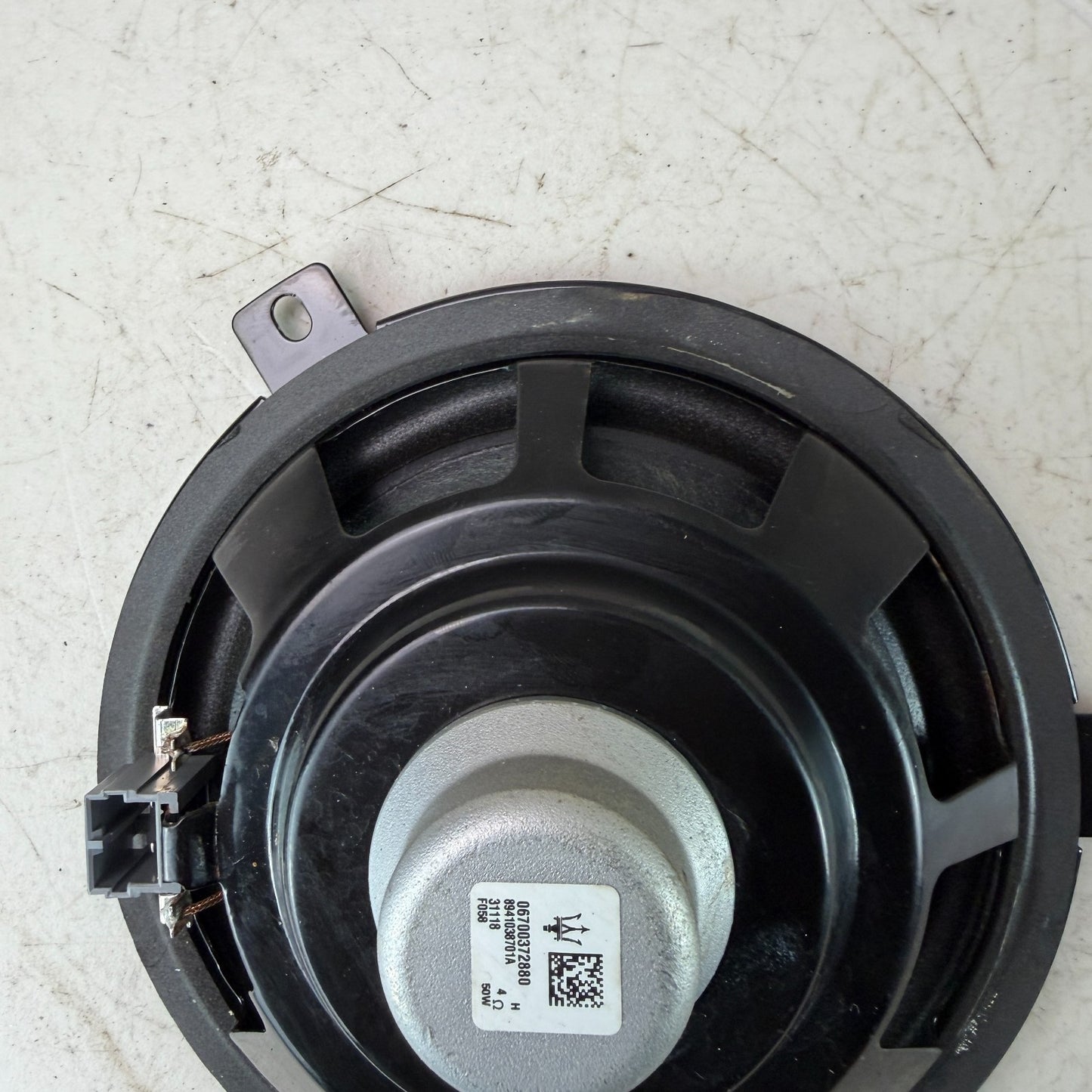 2017-2024 MASERATI LEVANTE FRONT OR REAR SIDE DOOR SOUND SPEAKER 06700372880 OEM