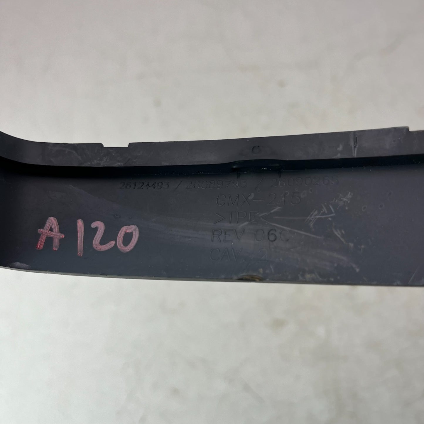 2005-2013 CHEVROLET CORVETTE C6 STEERING WHEEL COLUMN SHROUD TRIM 26124493 OEM