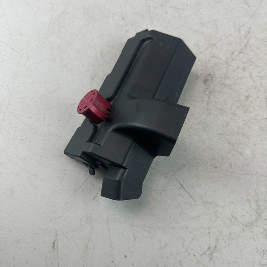2016-2024 CHEVROLET CAMARO ENGINE COMPARTMENT FUSE BOX TOP COVER 7171-4565 OEM