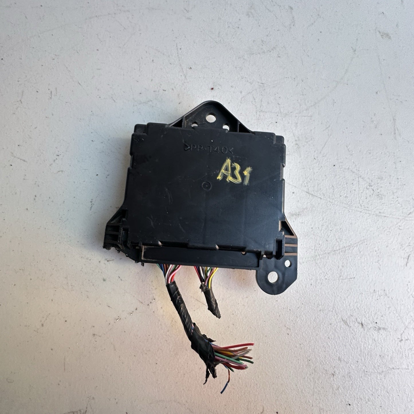 2004-09 TOYOTA PRIUS TEMPERATURE CONTROL MODULE # 88650-47050