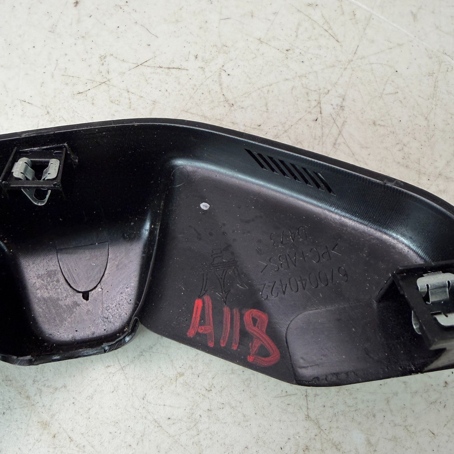 2017-2024 MASERATI LEVANTE INTERIOR REAR VIEW MIRROR COVER TRIM 670040422 OEM