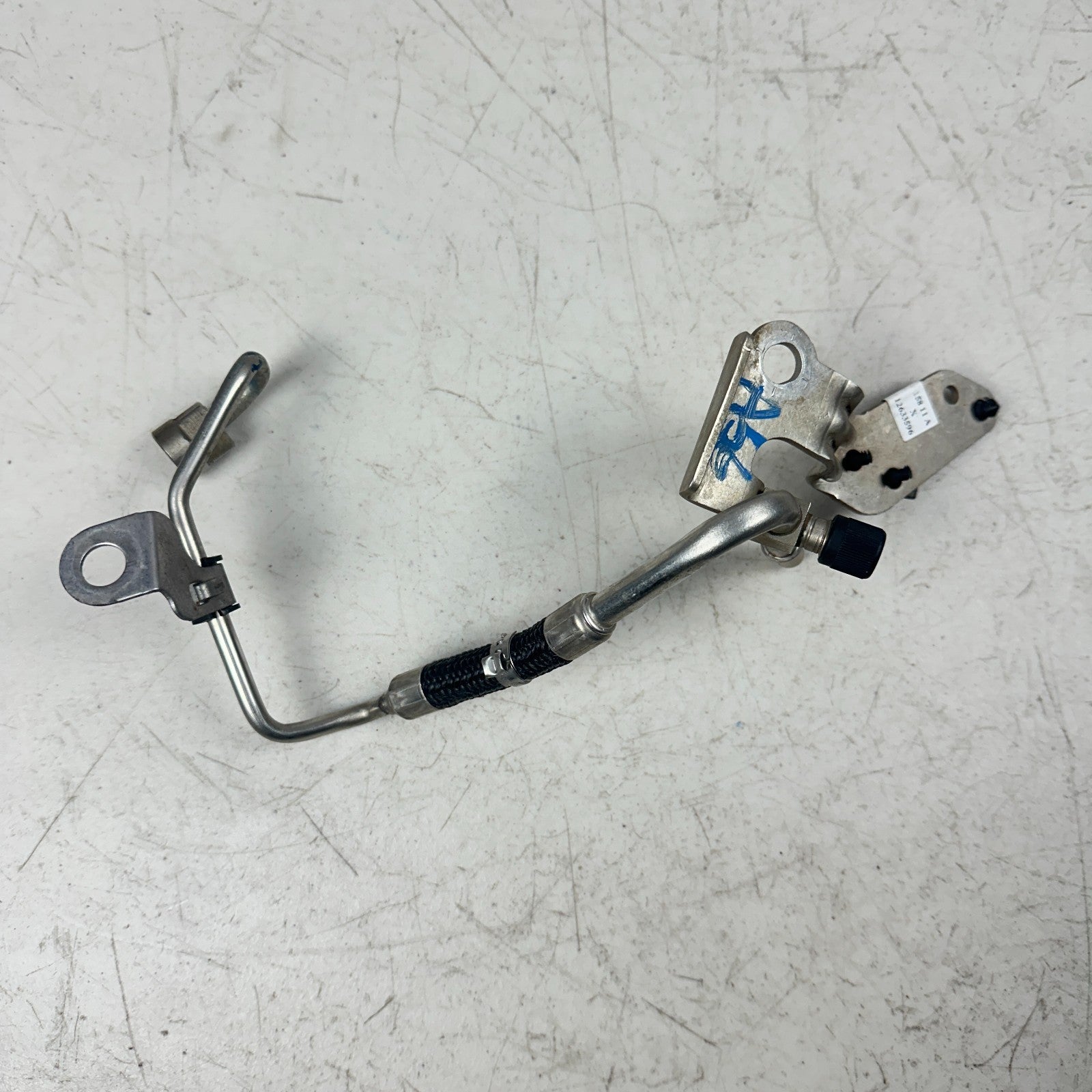 2014-2017 CHEVROLET IMPALA FUEL PUMP SUPPLY LINE PIPE 12633596 OEM