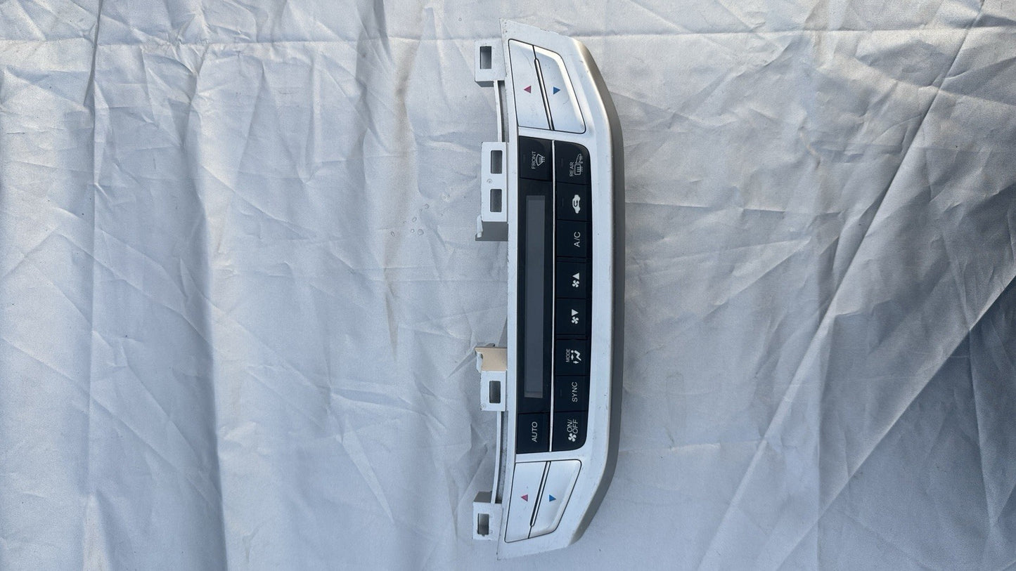 2013-15 HONDA ACCORD SEDAN A/C HEATER CLIMATE Control PANEL OEM w/mirror Button