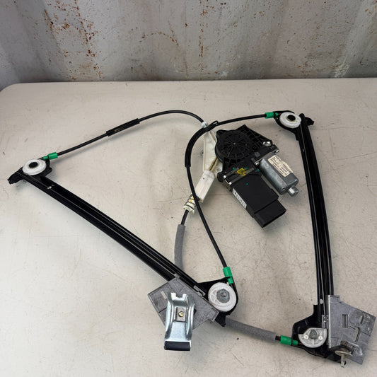 2005-2013 CHEVROLET CORVETTE C6 FRONT RIGHT POWER WINDOW REGULATOR W/ MOTOR OEM