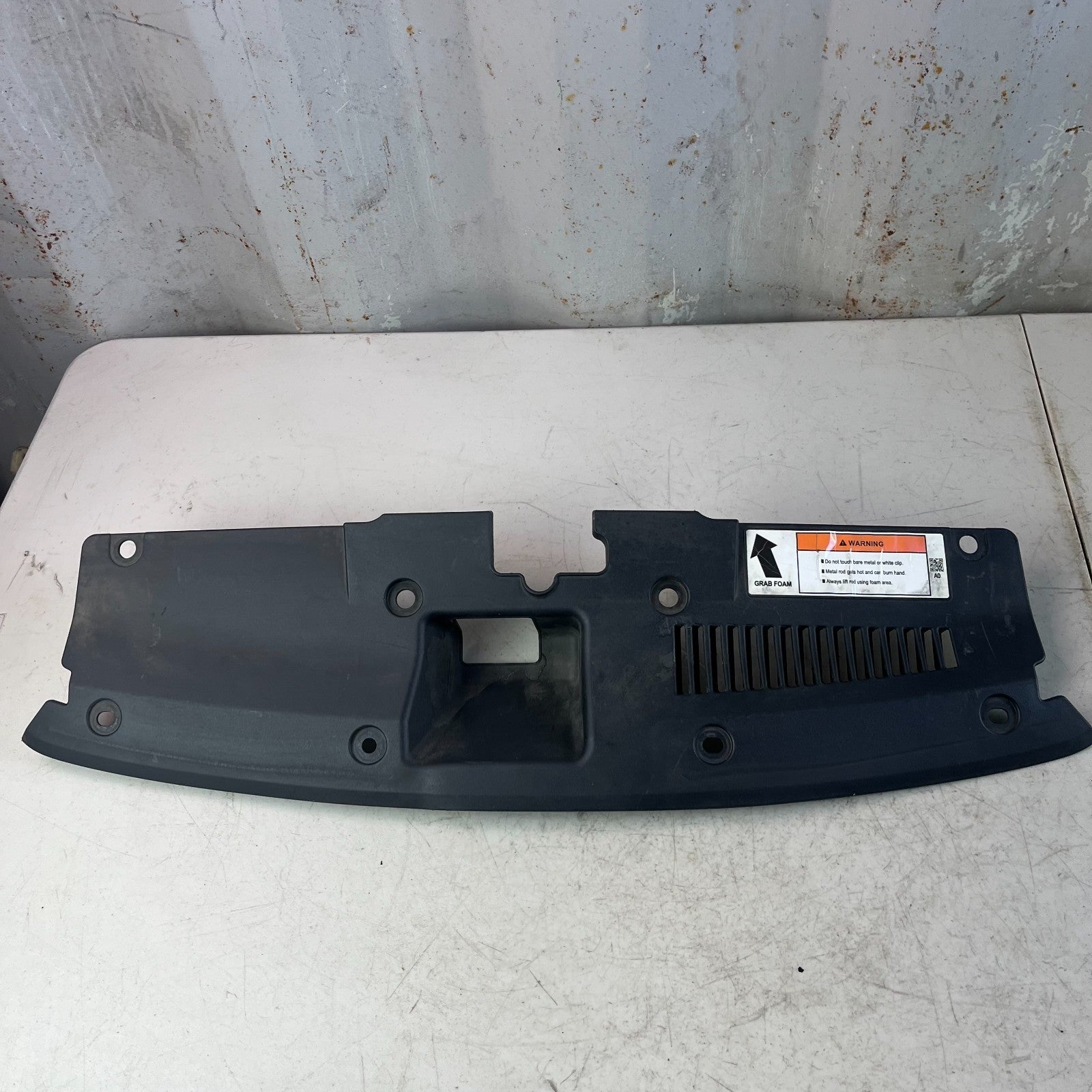 2017 - 2022 HONDA CR-V FRONT BUMPER RADIATOR UPPER SIGHT SHIELD COVER PANEL OEM