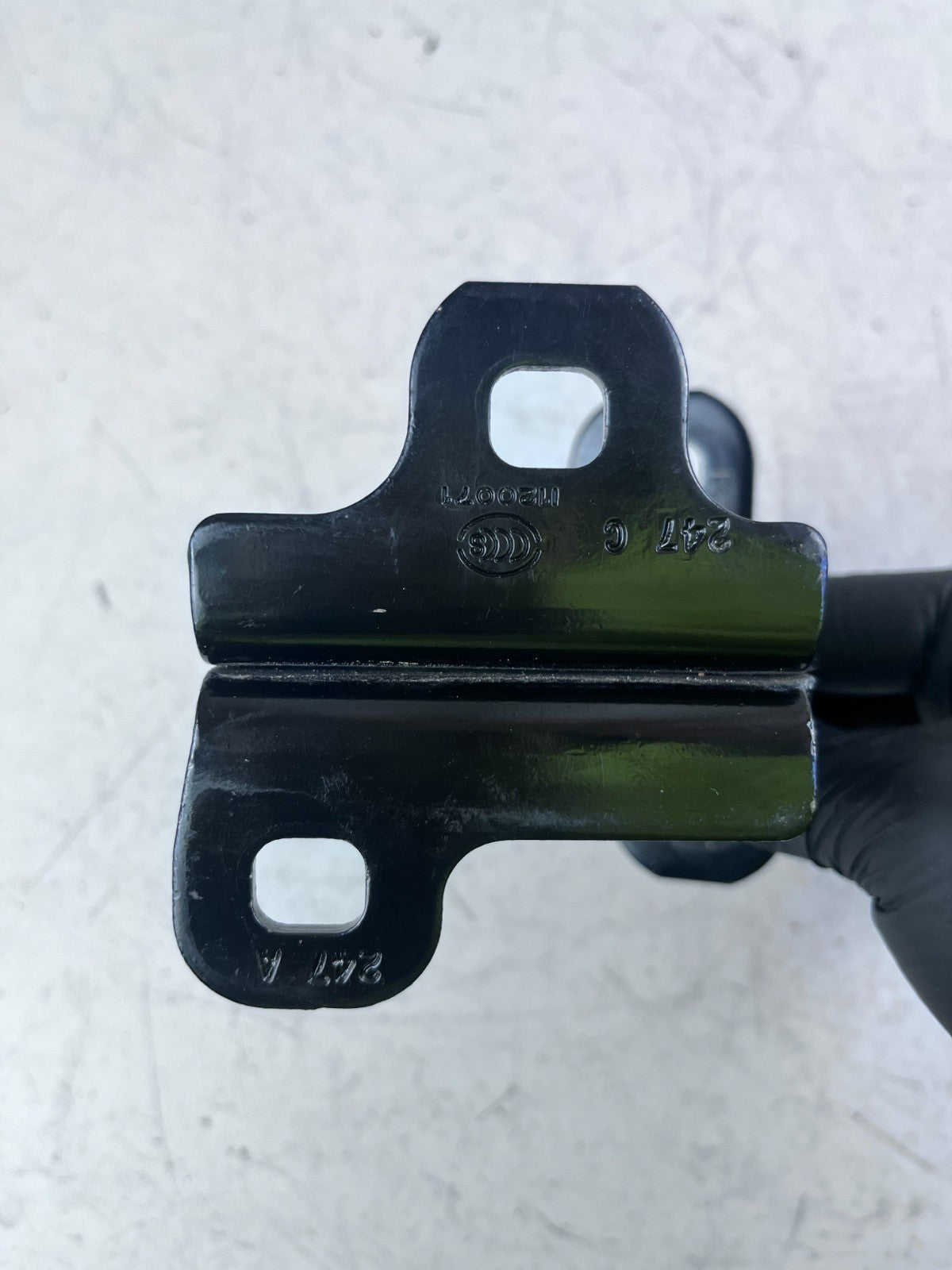 2014-2019 CHEVROLET CORVETTE C7 LEFT DRIVER SIDE LOWER DOOR HINGE 1120071 OEM
