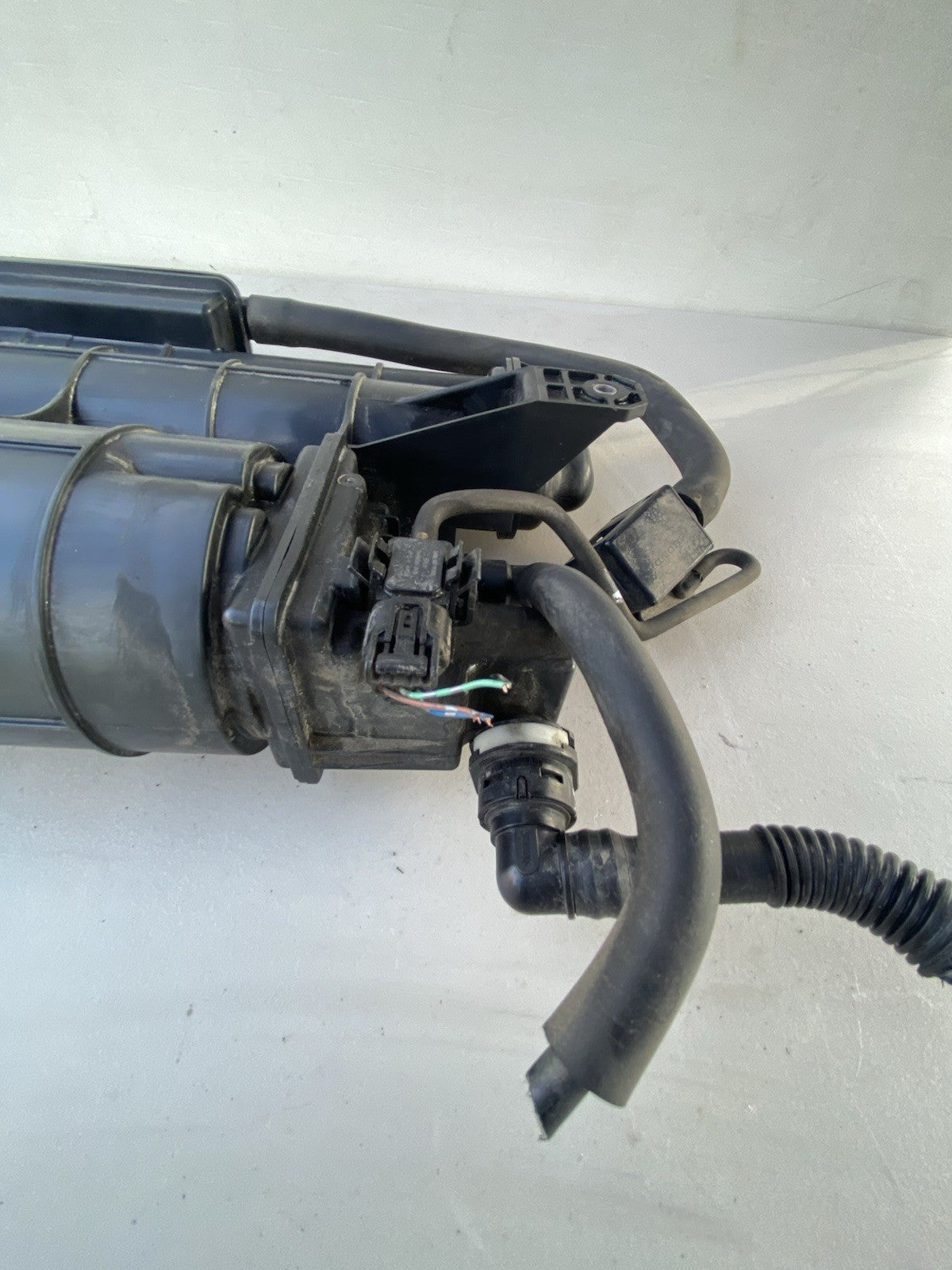 13 14 15 16 17 HONDA ACCORD Evaporator Canister 3.5l fwd