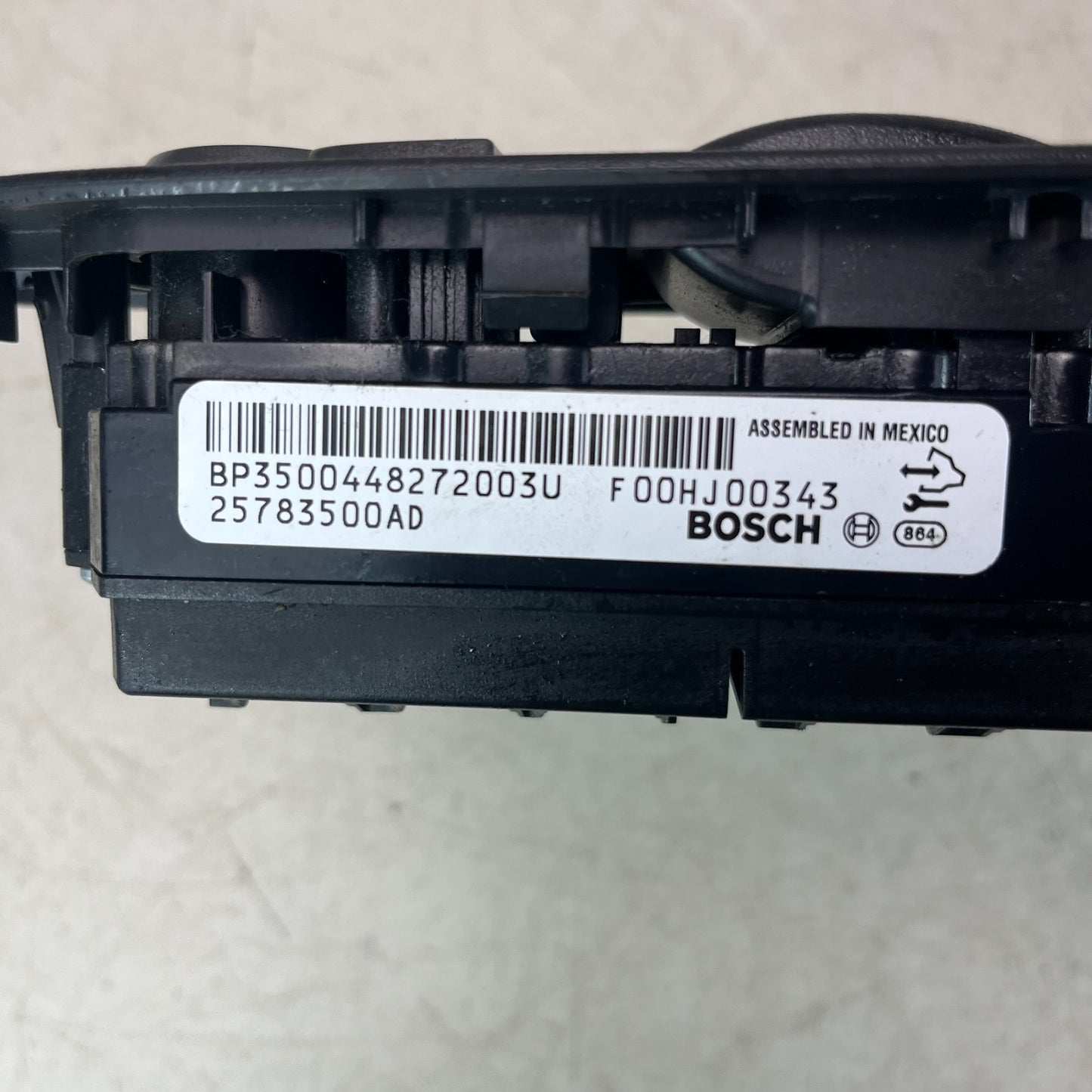 2008-15 CADILLAC CTS-V FRONT LEFT SIDE DOOR WINDOW CONTROL SWITCH 25783500AD OEM