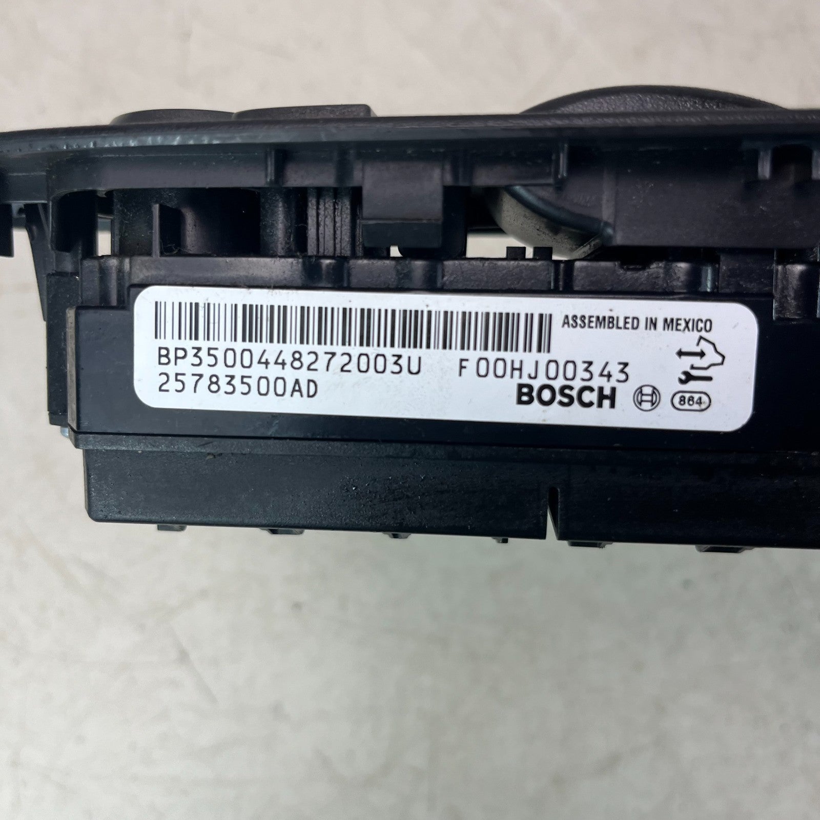 2008-15 CADILLAC CTS-V FRONT LEFT SIDE DOOR WINDOW CONTROL SWITCH 25783500AD OEM
