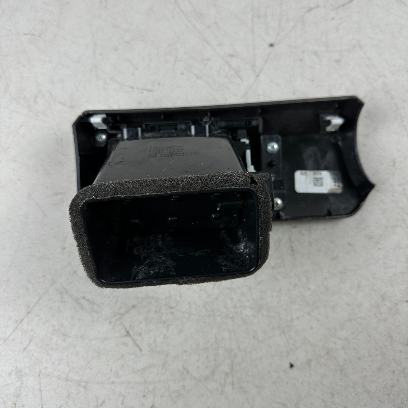 2013 - 2017 HONDA ACCORD FRONT LEFT DASH AC HEATER AIR VENT GRILLE 77620-T2F-A0