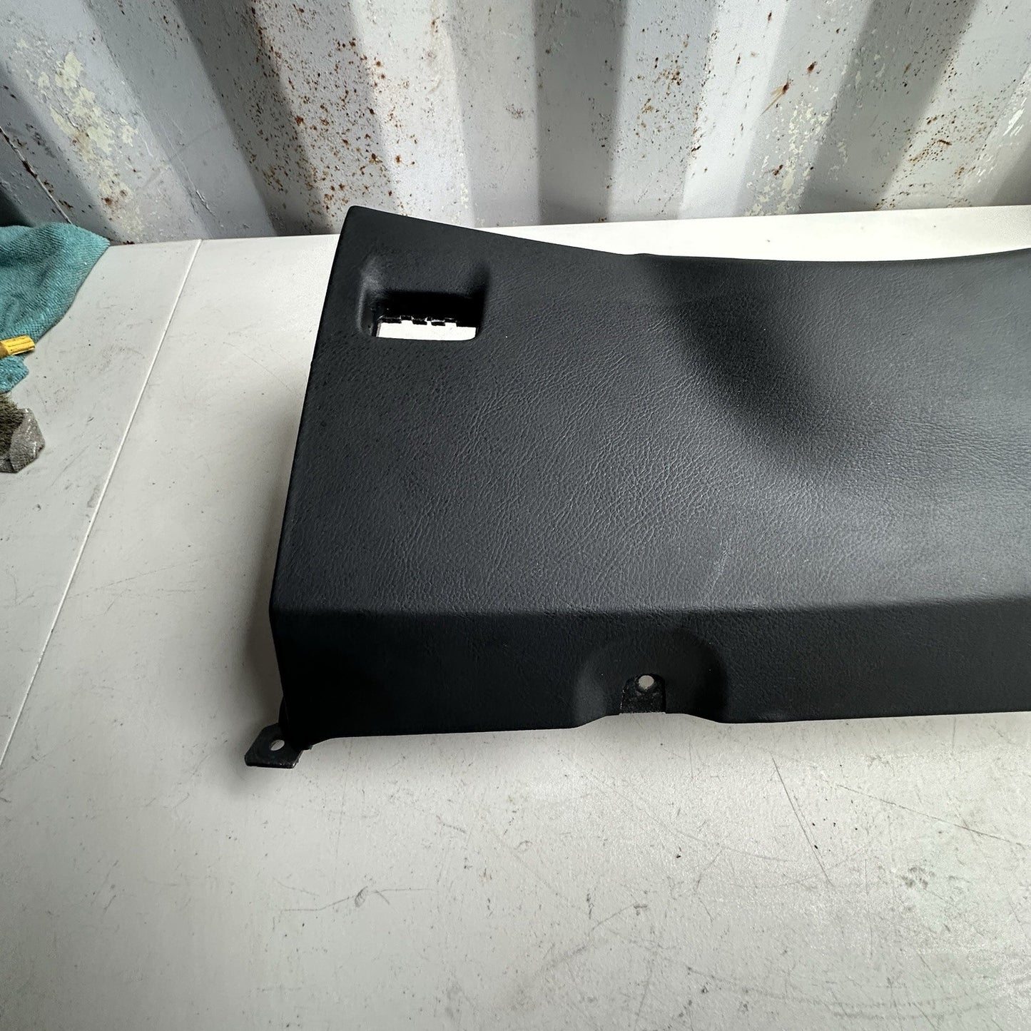 14-19 Corvette C7 Lower Driver Side Dash Knee Bolster Pad Jet Black 3461