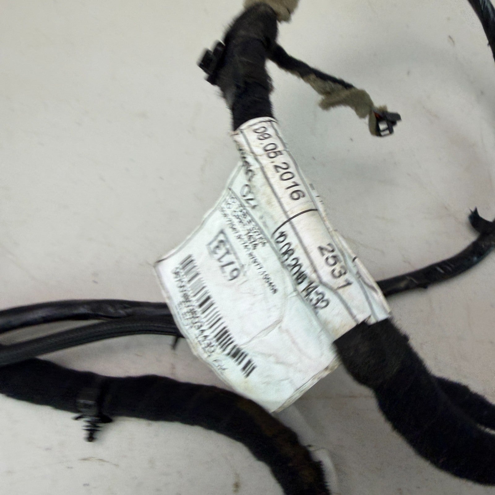 2017-2020 MASERATI LEVANTE TAILGATE BACK DOOR RIGHT WIRE HARNESS 06700380360 OEM