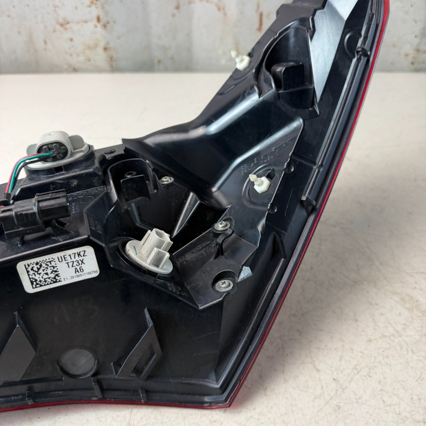 2018 - 2020 ACURA TLX REAR LEFT DRIVER SIDE OUTER TAIL LIGHT TAILLIGHT LAMP OEM