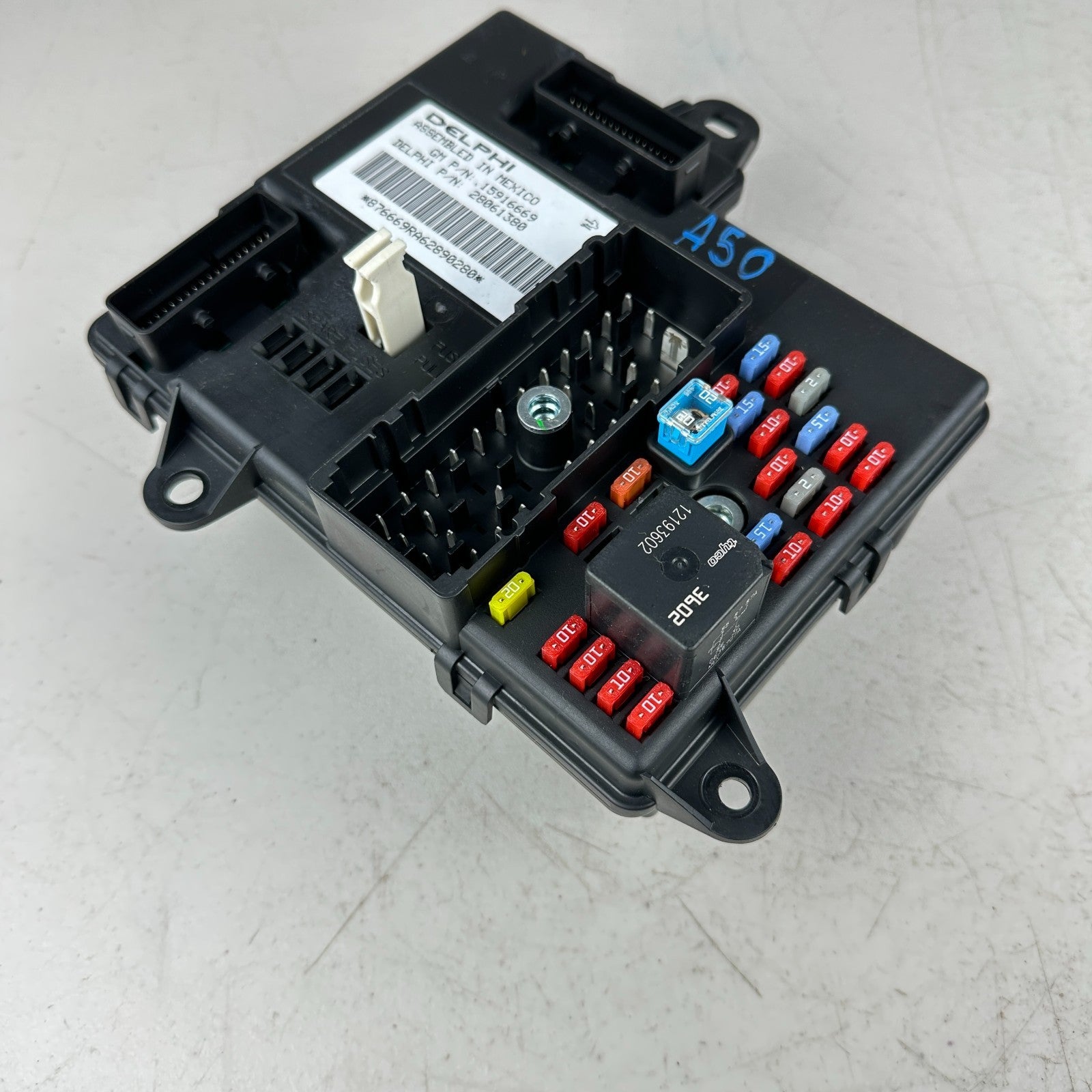 06-07 C6 Corvette BCM Fuse Box Junction Block Body Control Module 15916669
