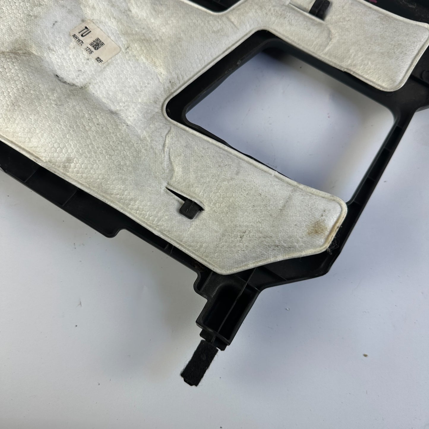 2013-2017 HONDA ACCORD FRONT RIGHT UNDER DASH GLOVE BOX KNEE PANEL BLACK OEM