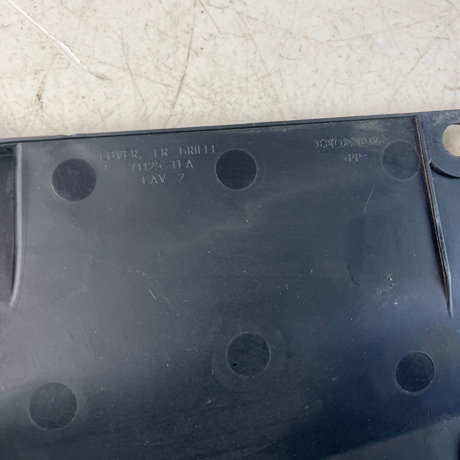 2017 - 2022 HONDA CR-V FRONT BUMPER RADIATOR UPPER SIGHT SHIELD COVER PANEL OEM
