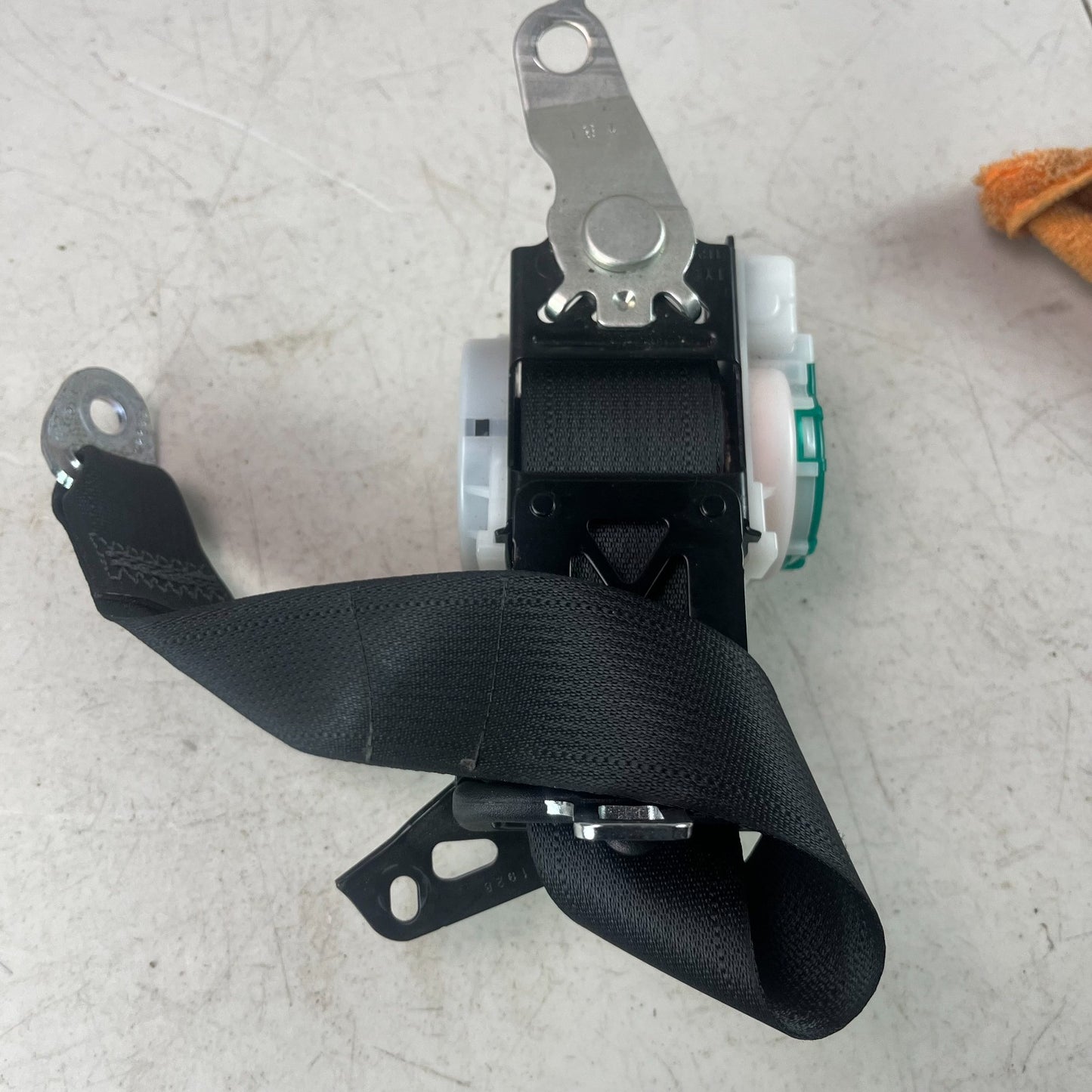 2020-2025 TOYOTA COROLLA REAR 2ND ROW LEFT DRIVER SIDE SEAT BELT RETRACTOR OEM