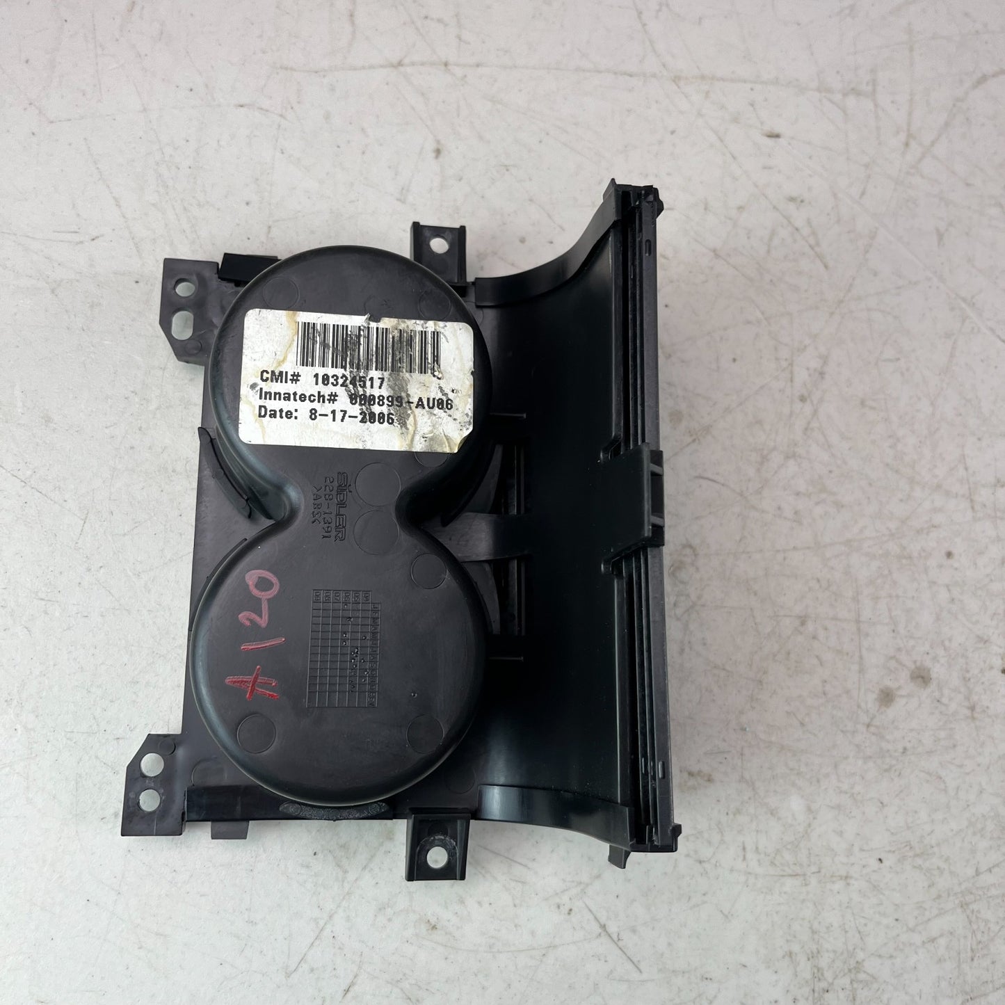 2005-2013 CHEVROLET CORVETTE C6 CENTER CONSOLE DUAL CUP HOLDER ASSY OEM 10324517