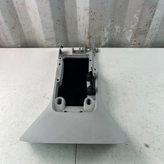 05-13 CHEVROLET CORVETTE C6 FRONT CENTER CONSOLE ARM REST BASE ASSEMBLY GRAY OEM