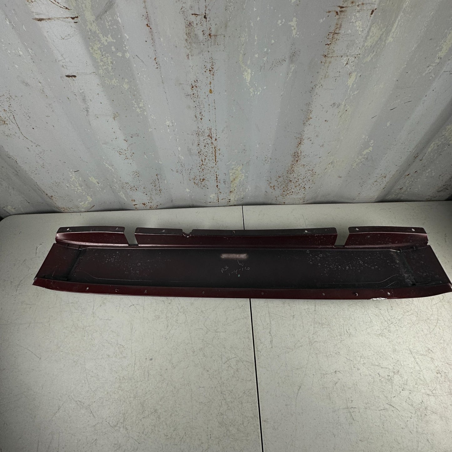 14-19 CHEVY CORVETTE REAR HARD TOP ROOF EXTENSION COVER PANEL LONG BEACH RED OEM