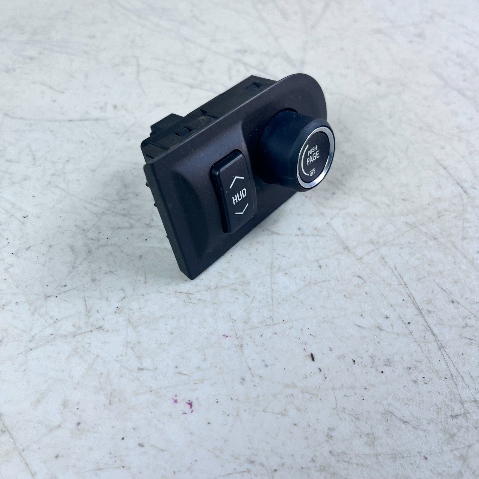 2010-2015 CHEVROLET CAMARO HEADS UP DISPLAY HUD ADJUSTMENT SWITCH 92224604 OEM